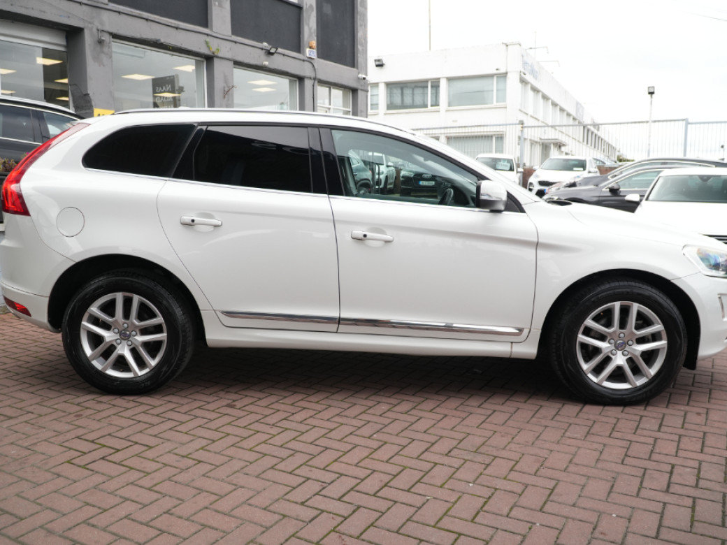 2017 Volvo XC60