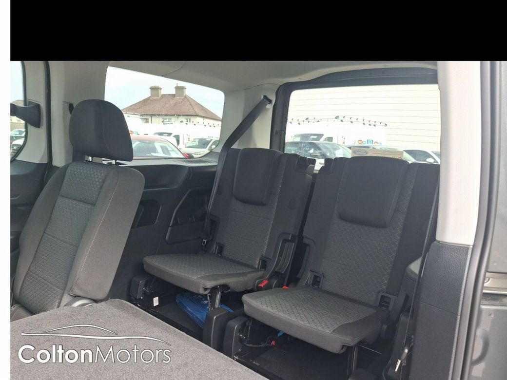 2025 Ford Transit Connect