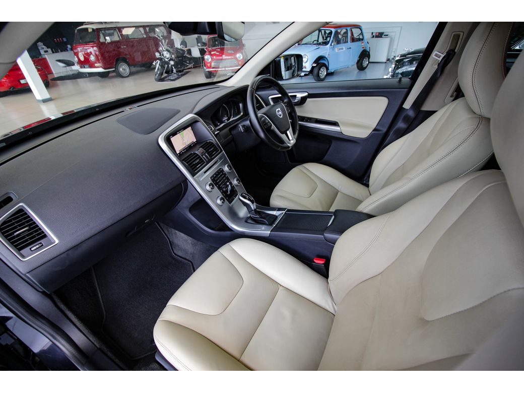 2017 Volvo XC60
