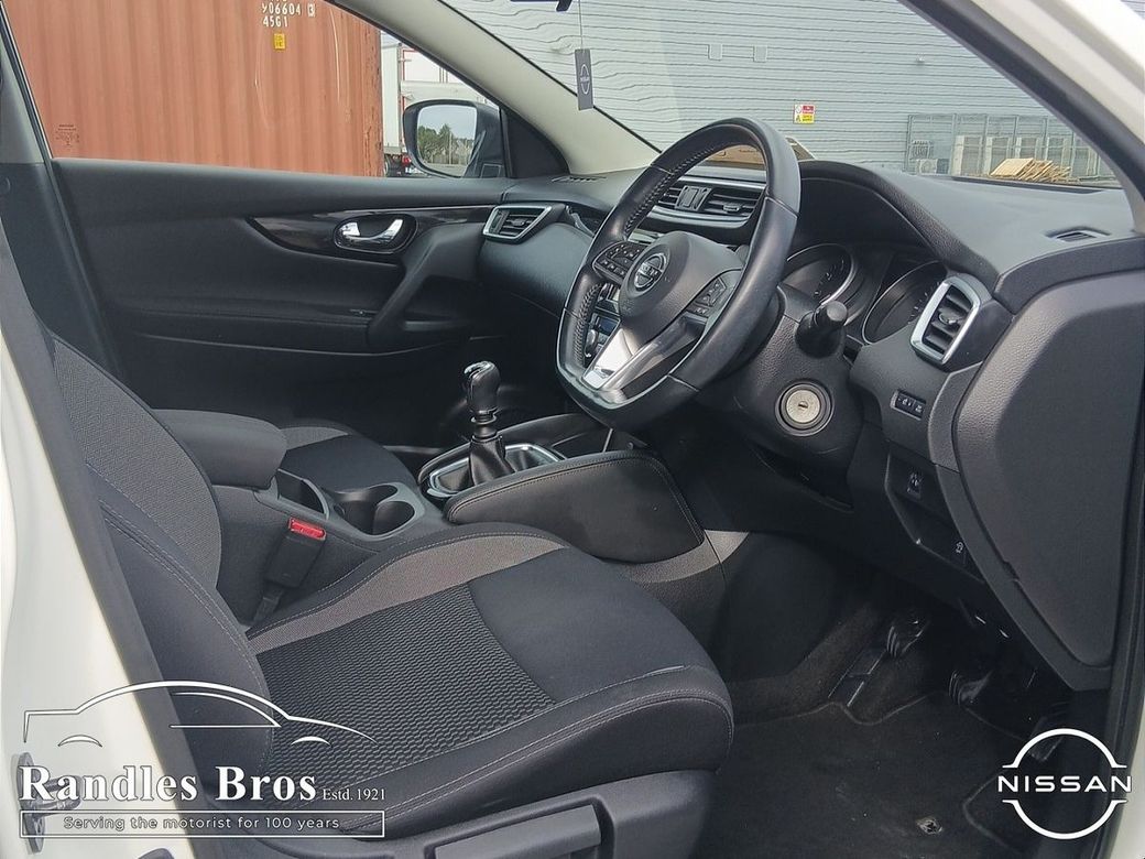 2018 Nissan Qashqai