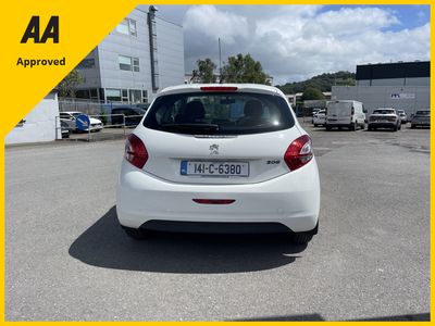2014 Peugeot 208