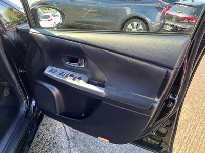 2018 Toyota Prius Alpha
