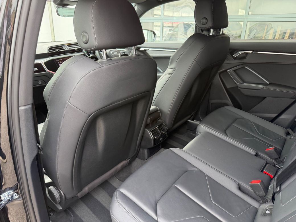 2023 Audi Q3
