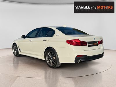 2019 BMW 530