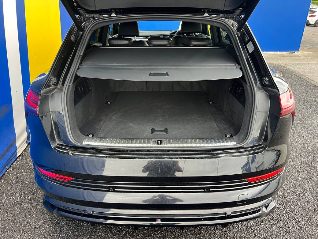 2023 Audi e-tron