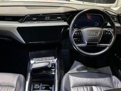 2022 Audi e-tron