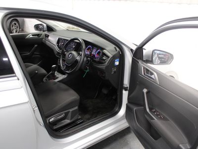 2018 Volkswagen Polo