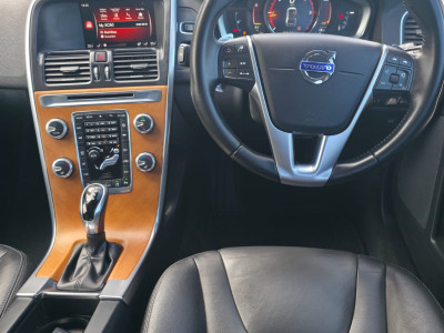 2017 Volvo XC60