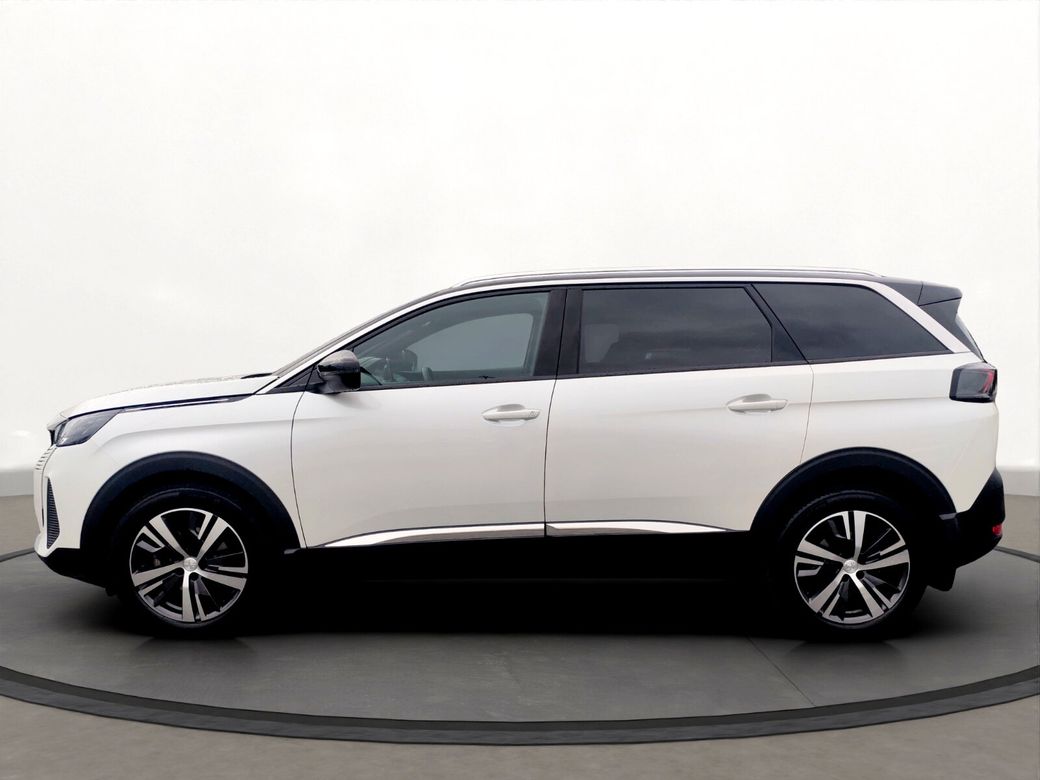 2024 Peugeot 5008