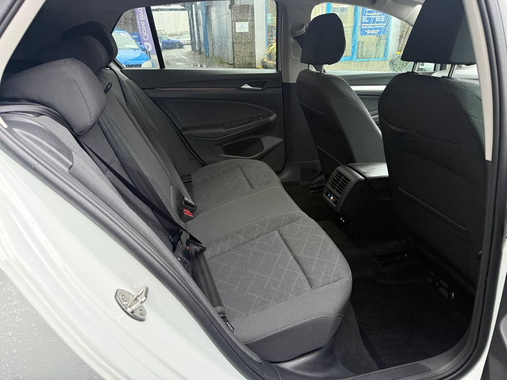 2024 Volkswagen Golf