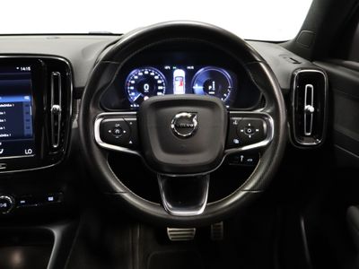 2020 Volvo XC40