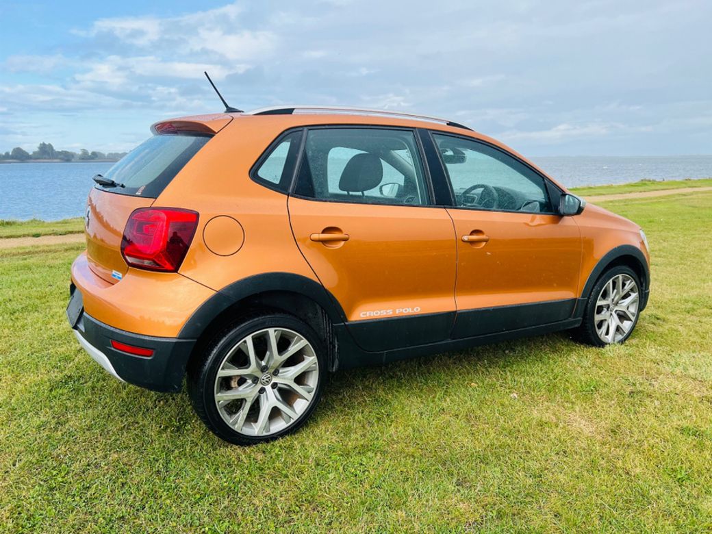2015 Volkswagen Polo