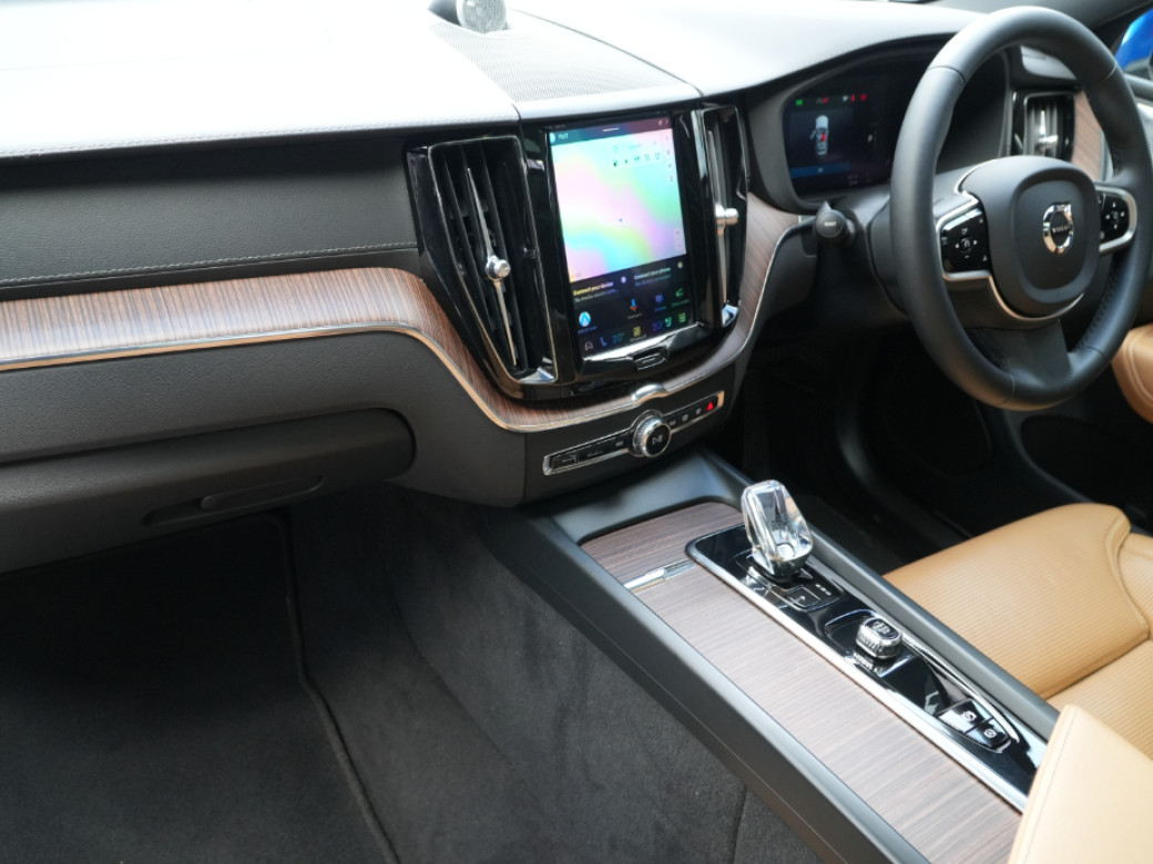 2023 Volvo XC60