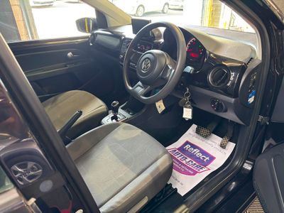 2013 Volkswagen up!
