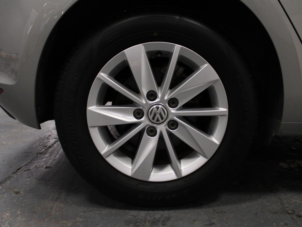 2016 Volkswagen Golf