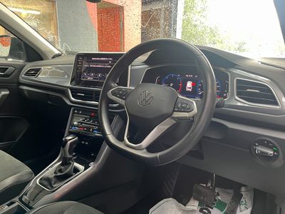 2023 Volkswagen T-Roc