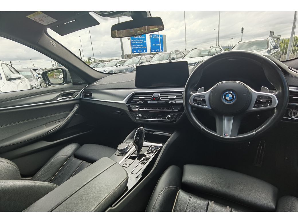 2022 BMW 5 Series