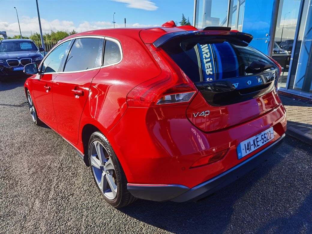 2014 Volvo V40