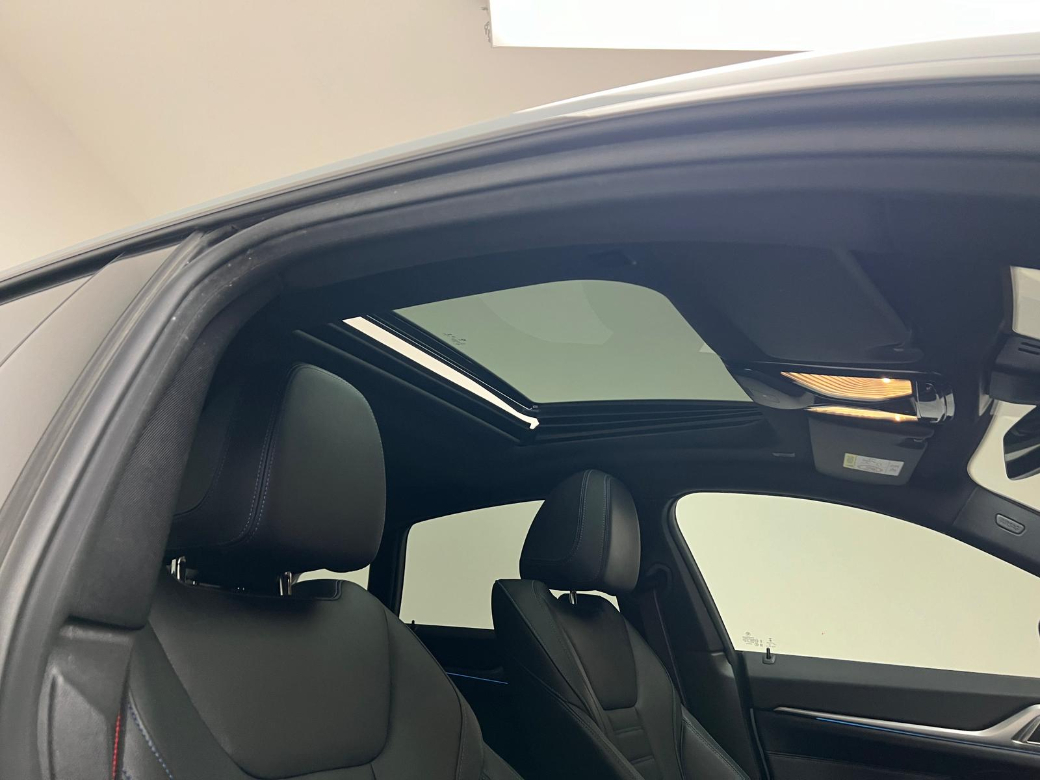 2022 BMW i4
