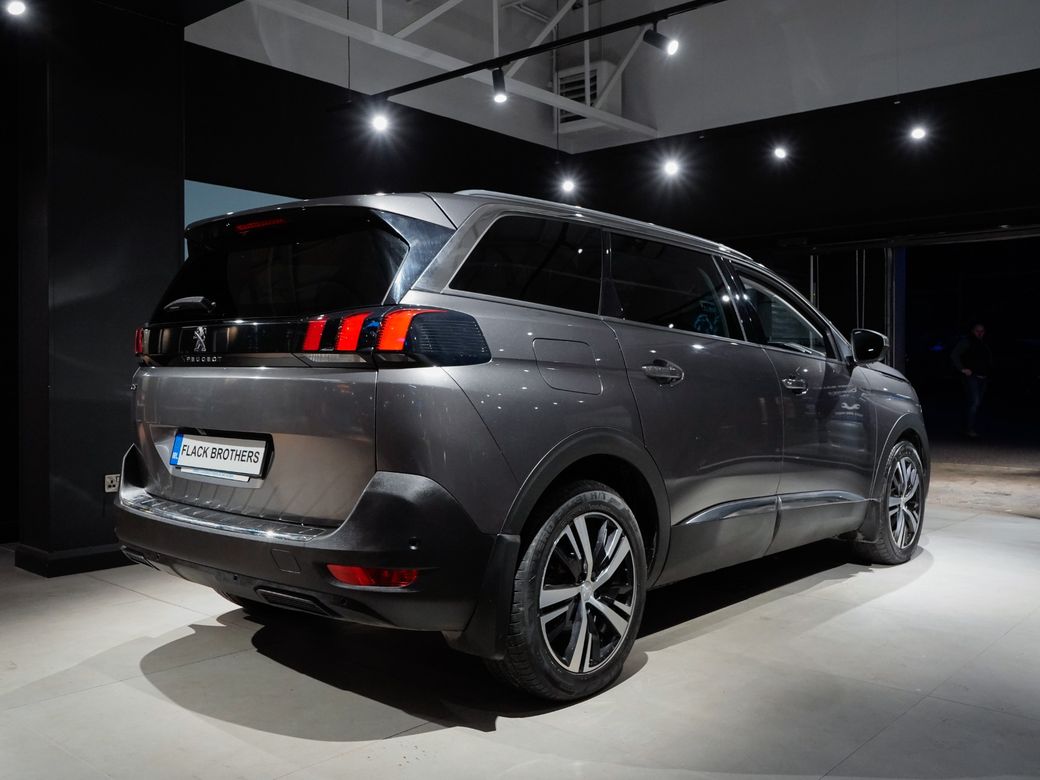 2019 Peugeot 5008
