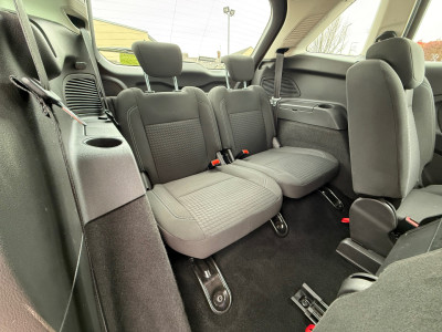 2018 Ford Grand C-Max