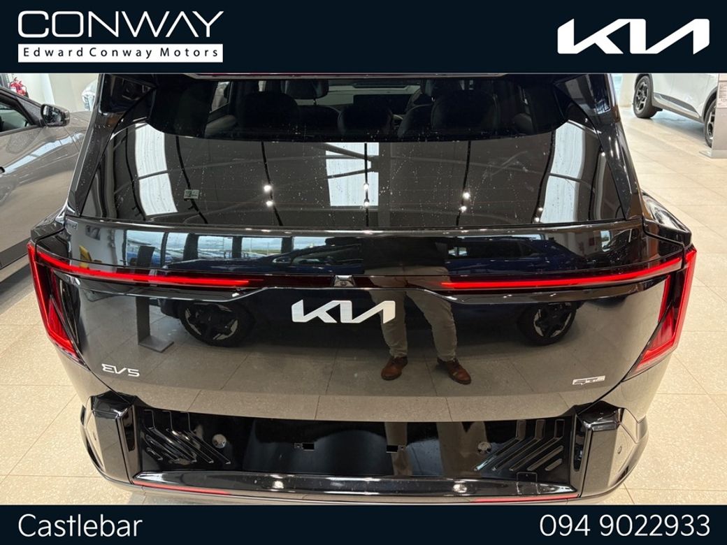 2026 Kia EV5