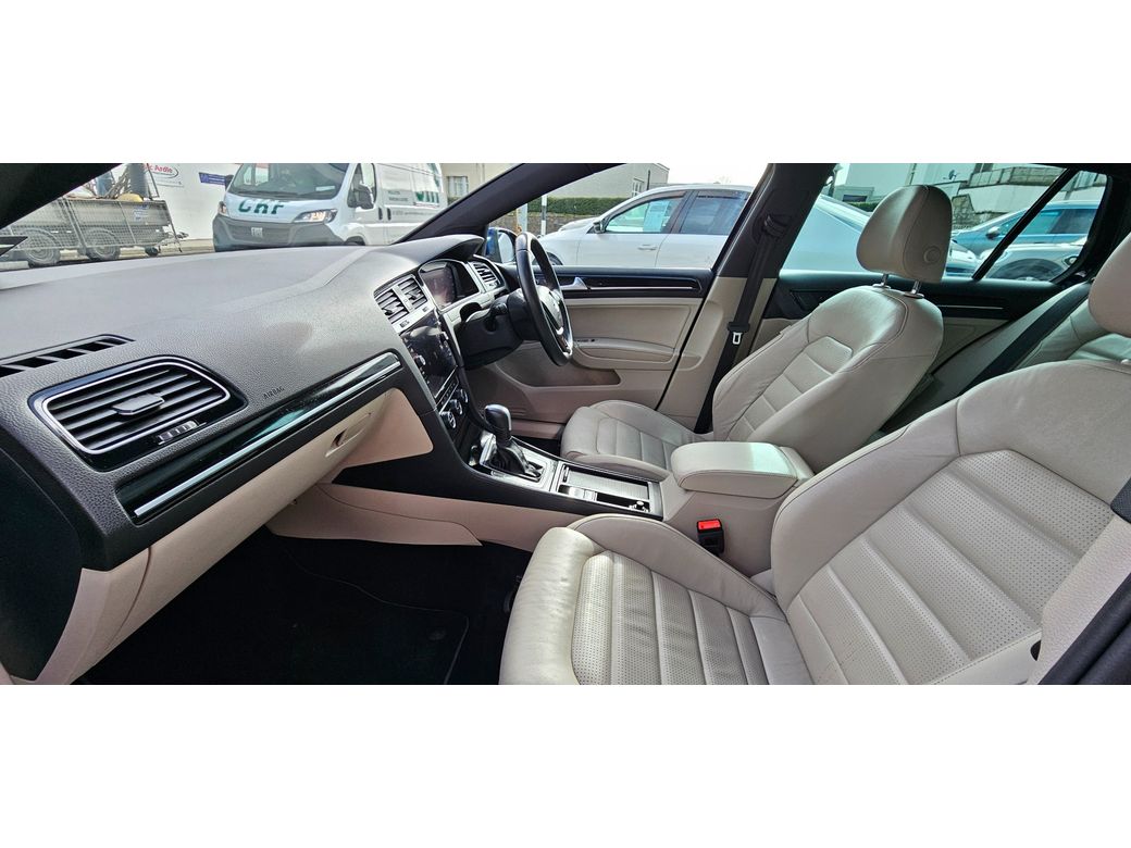 2019 Volkswagen Golf