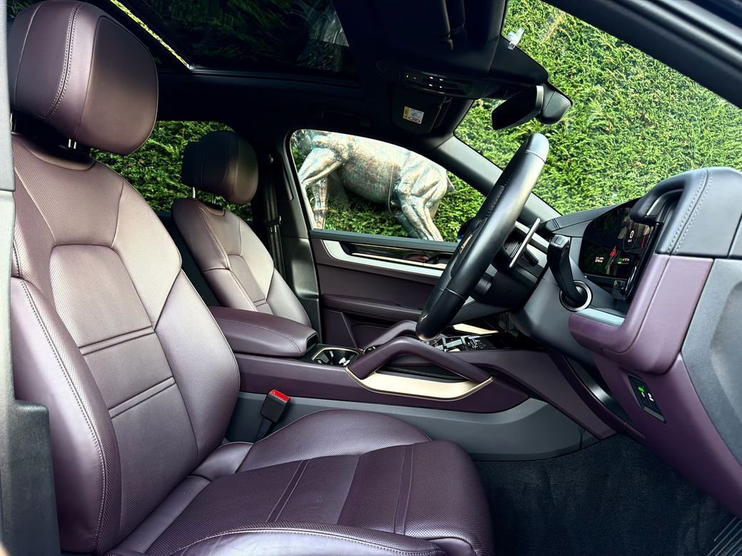 2024 Porsche Cayenne
