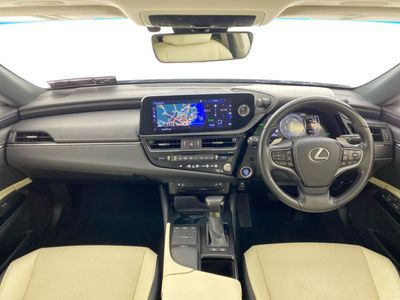 2022 Lexus ES 300h