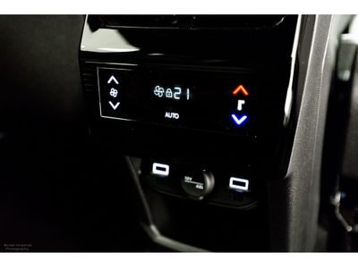 2025 Peugeot 5008
