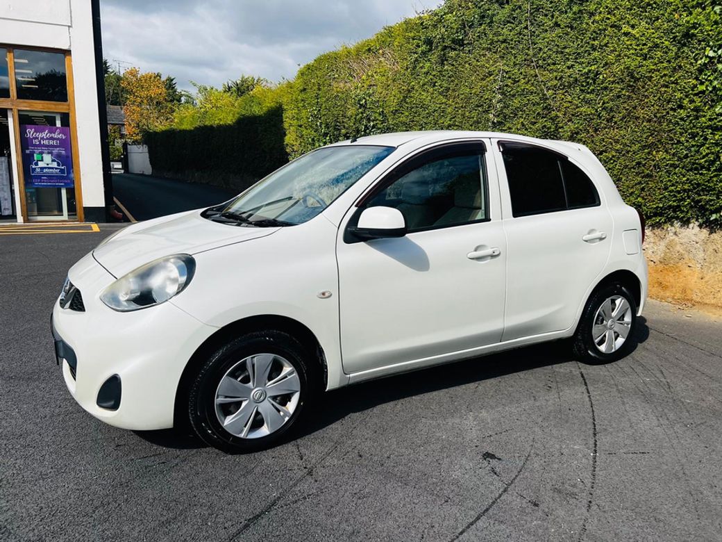 2017 Nissan March