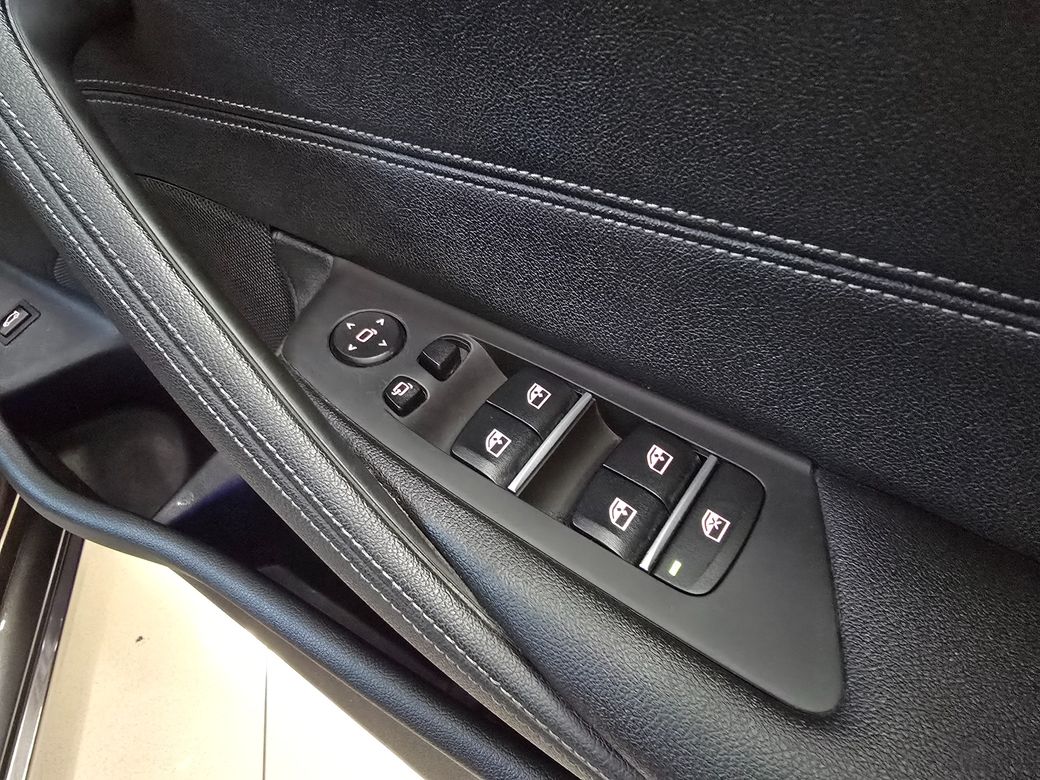 2022 BMW 5 Series