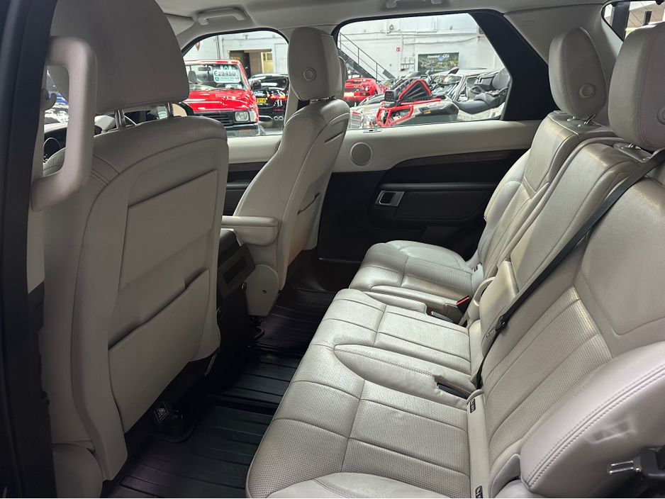 2017 Land Rover Discovery