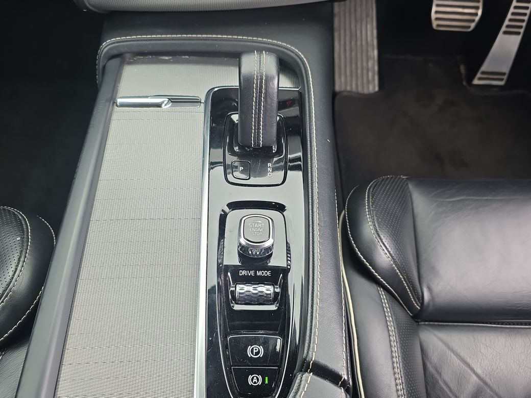 2021 Volvo XC90