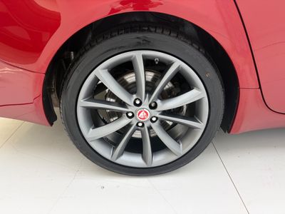 2015 Jaguar XF