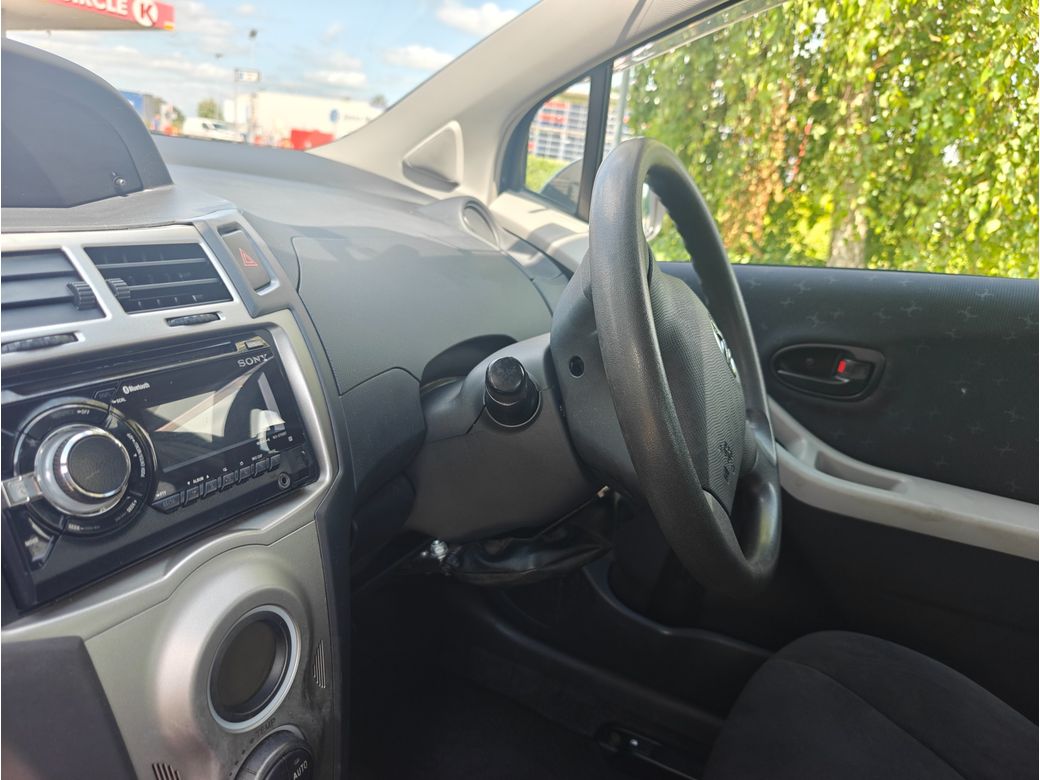 2009 Toyota Vitz