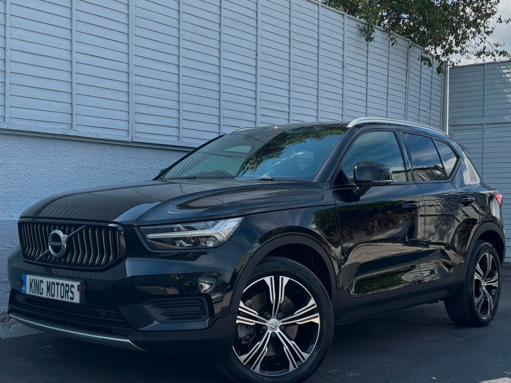 2022 Volvo XC40