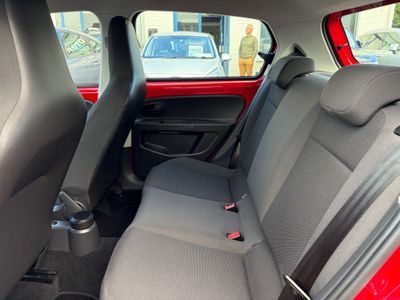 2015 Volkswagen up!