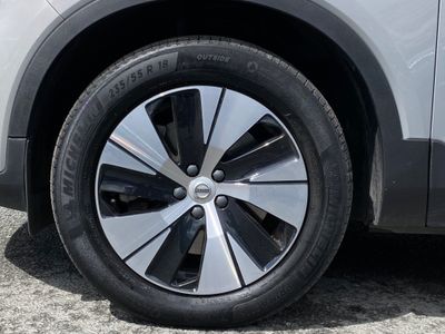 2023 Volvo XC40