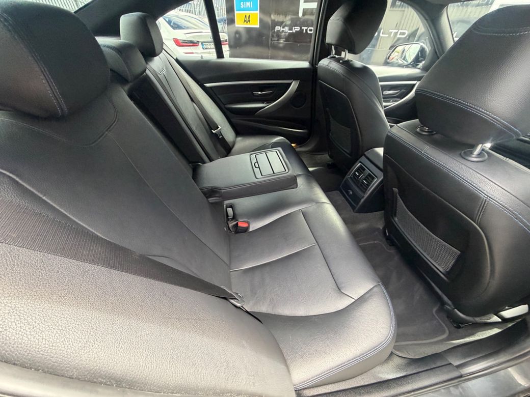 2018 BMW 330
