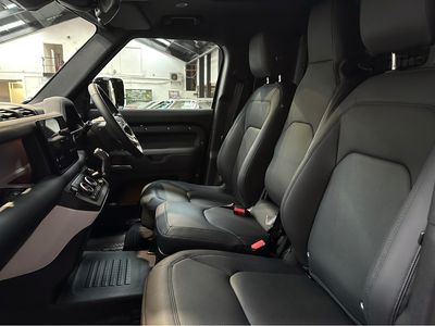 2025 Land Rover Defender