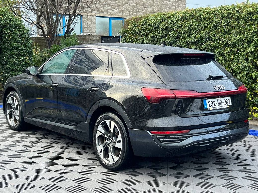 2023 Audi Q8