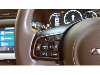 2017 Jaguar XF