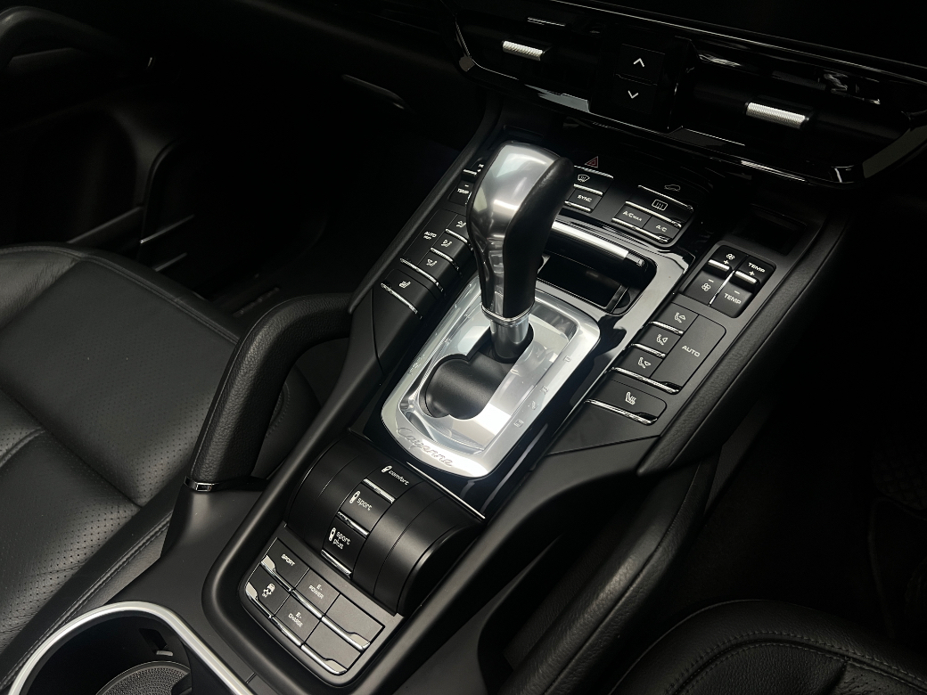 2015 Porsche Cayenne