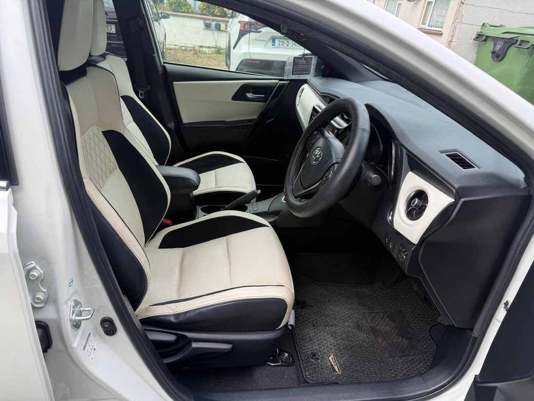 2017 Toyota Auris