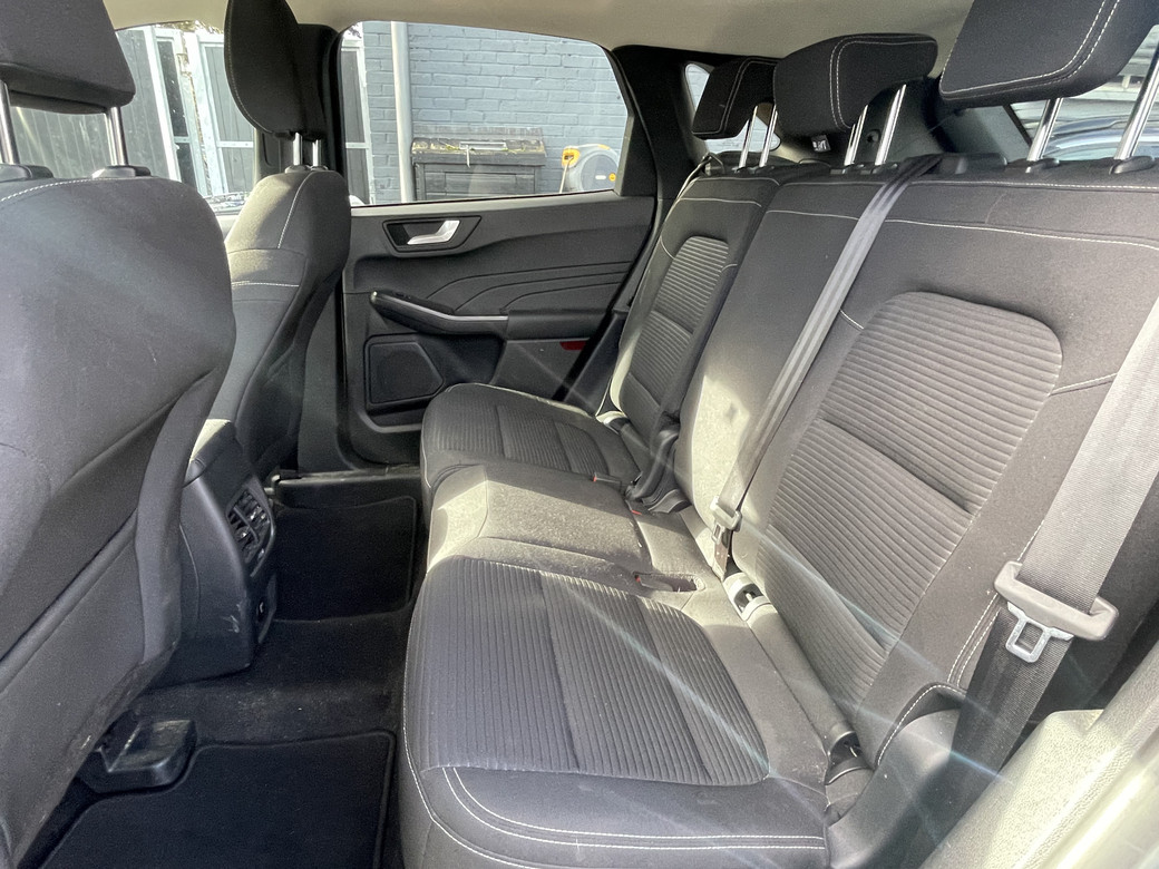 2023 Ford Kuga