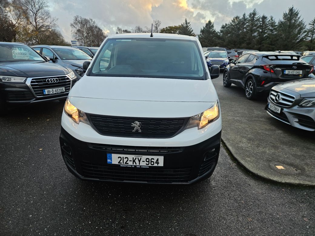 2021 Peugeot Partner