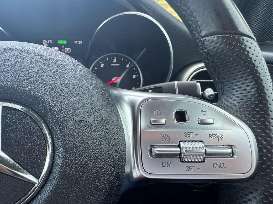 2021 Mercedes-Benz GLC Class
