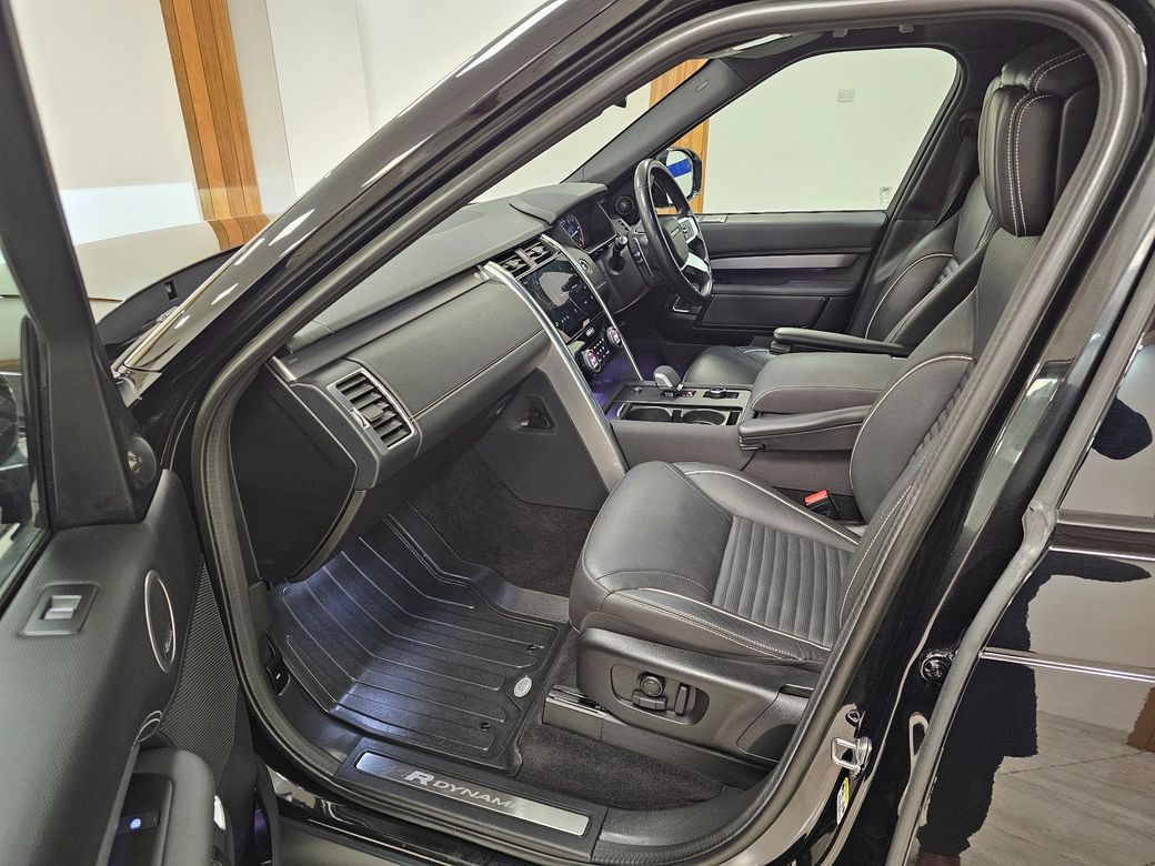 2023 Land Rover Discovery