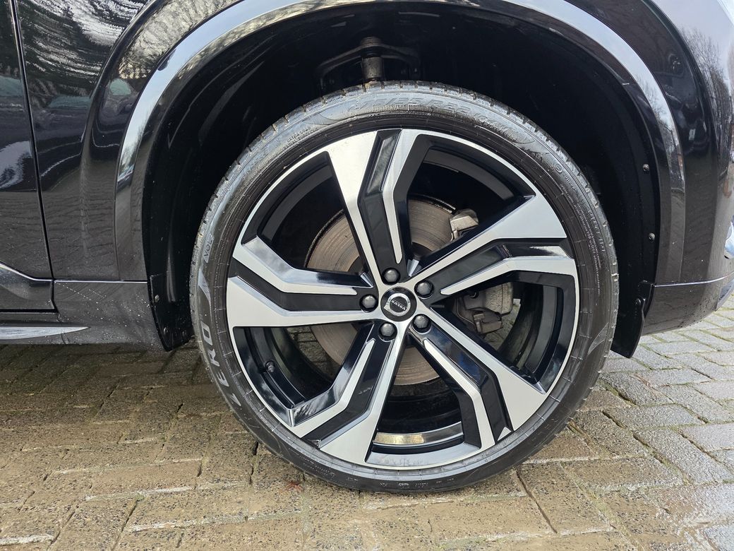 2022 Volvo XC90